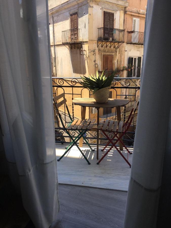 Suiteinpalermo - Case Vacanze Nel Centro Storico Екстериор снимка