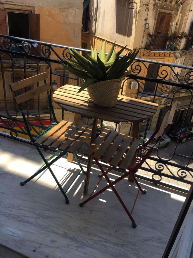 Suiteinpalermo - Case Vacanze Nel Centro Storico Екстериор снимка